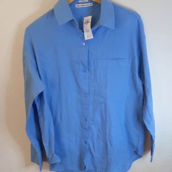 Abercrombie & Fitch Tops - Abercrombie & Fitch Light Blue Button Down Shirt Linen Cotton Oversize Small